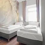 Flatista Homes - Luise